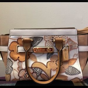 Coach swagger 27 floral patchwork 💙